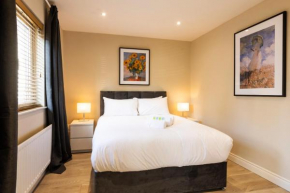 The Monet - Chic 1 bd Apt -Gold Short Term Stays